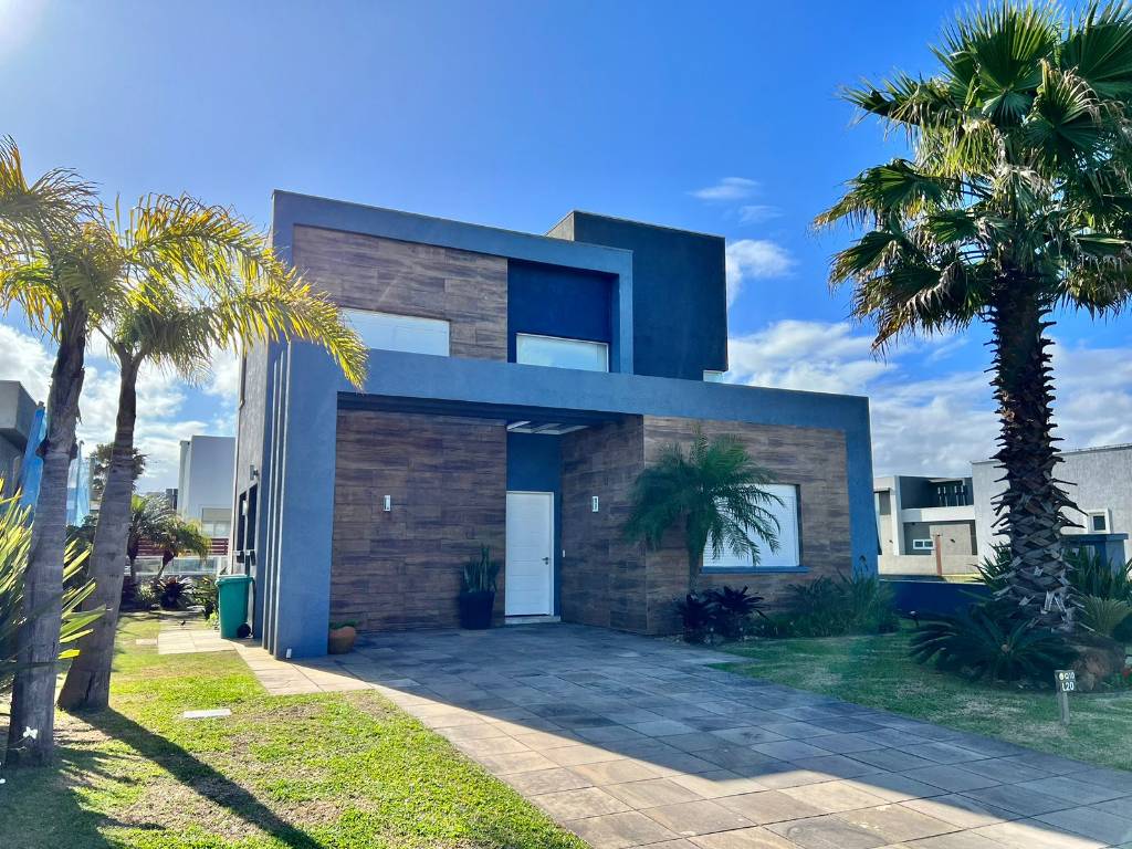 Casa em Condomínio 4 dormitórios para venda, Araça em Capão da Canoa | Ref.: 3455