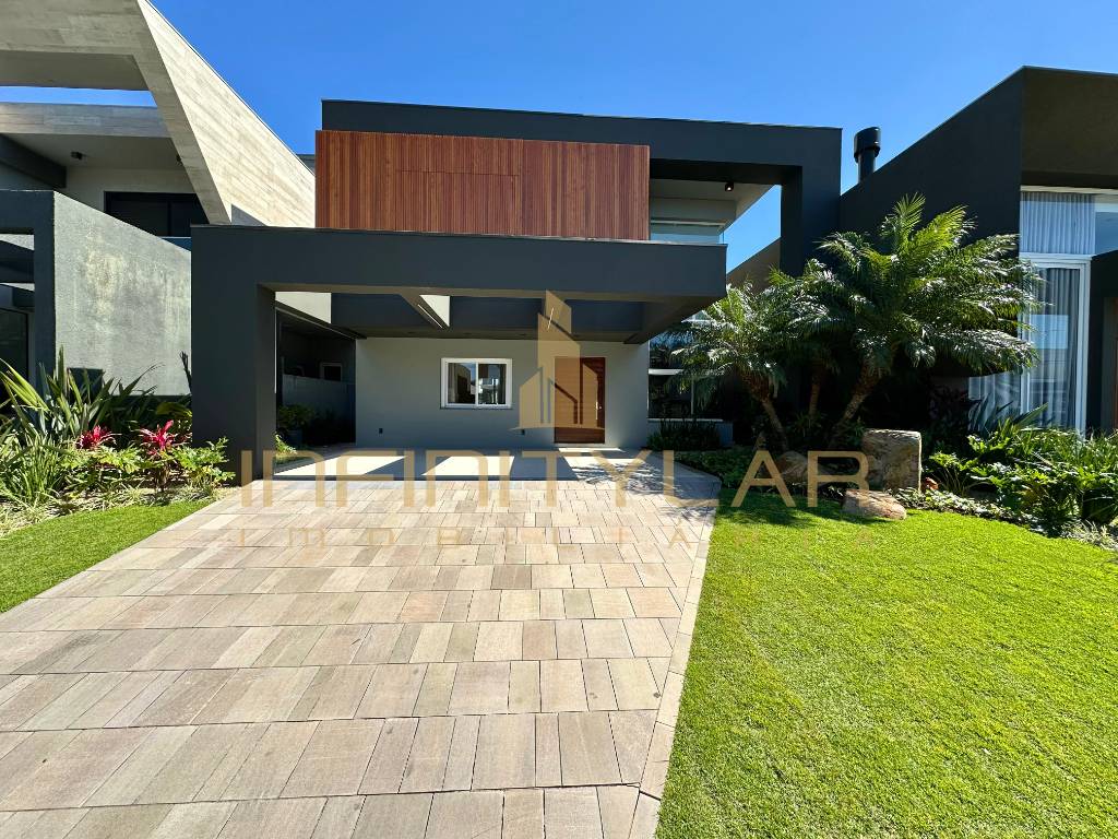 Casa em Condomínio 4 dormitórios para venda, Parque Antártica em Capão da Canoa | Ref.: 7578