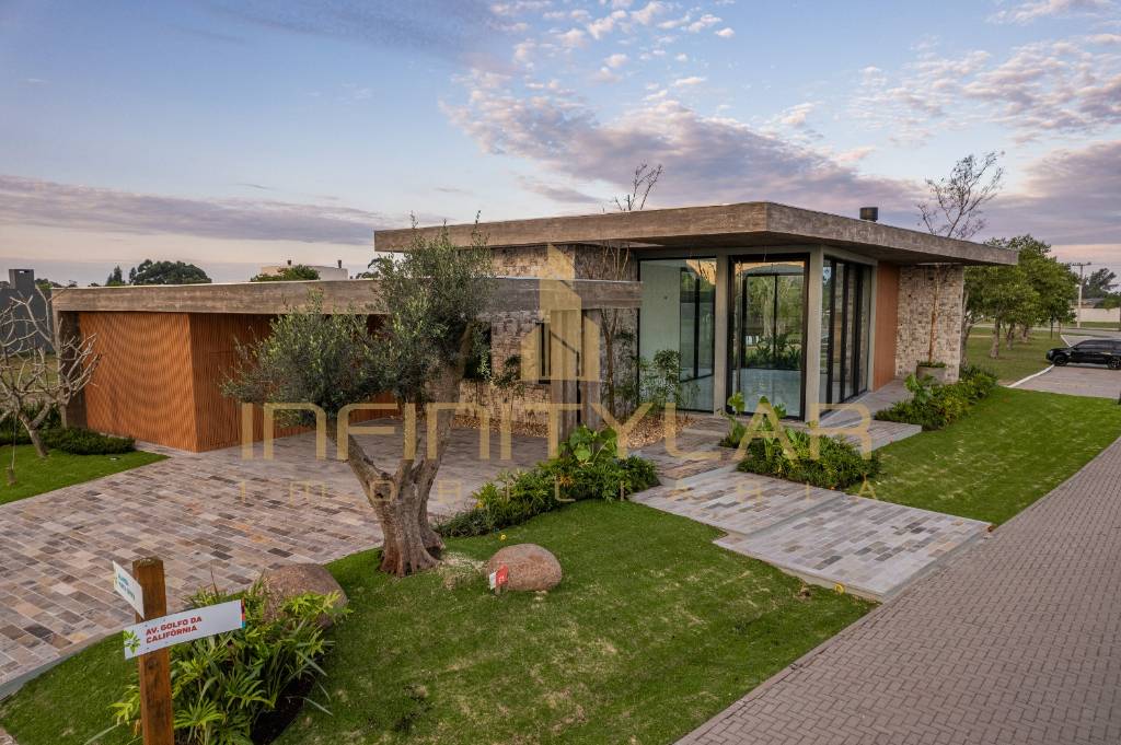 Casa em Condomínio 4 dormitórios para venda, Arroio Teixeira em Capão da Canoa | Ref.: 8728