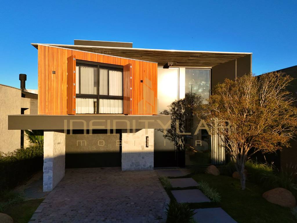 Casa em Condomínio 4 dormitórios para venda, Parque Antártica em Capão da Canoa | Ref.: 9230